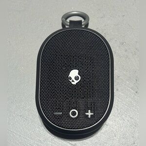 SkullCandy Kilo Bluetooth Wireless Waterproof Speaker with Charging Cable